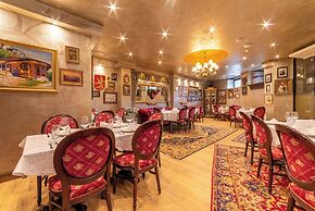 Bey House Royal Hotel