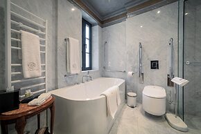 Bey House Royal Hotel