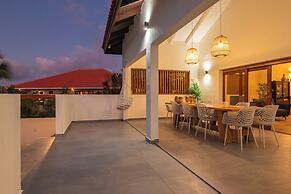 Luxurious Villa Blou, Steps From Beach Jan Thiel