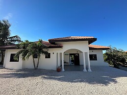 Luxurious Villa Blou, Steps From Beach Jan Thiel