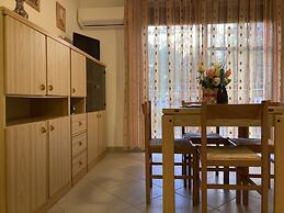 Spacious Apartment for up to 6 Guests by - Beahost