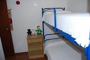 Welcoming Flat for 6 Guests Next to the Beach