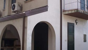 Amazing Villa With Private Garden in Bibione