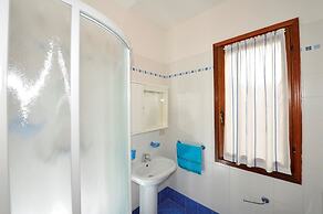 Amazing Villa With Private Garden in Bibione