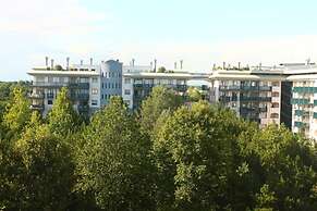 Lovely Flat in a Residence With Pool - Beahost