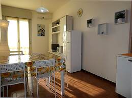 Lovely Apartment With Pool in a Fantastic Location by Beahost Rentals