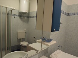 Lovely Flat With sea View and Swimming Pool