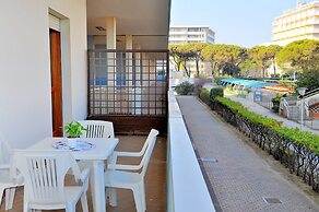 Lovely Flat With sea View and Swimming Pool