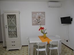 Very Nice and Modern Apartment Close to the Beach by Beahost Rentals