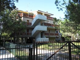 Very Nice and Modern Apartment Close to the Beach by Beahost Rentals