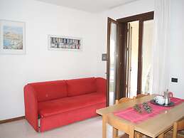 Apartment With Garden in Residence With Pool