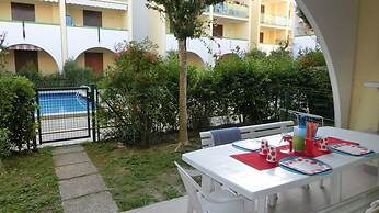 Beautiful Four-roomed Flat for 7 People With Swimming Pool - By Beahos