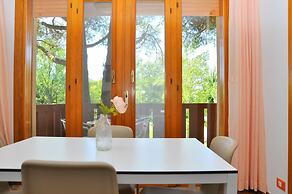 Cozy Flat With Terrace and Lift - Beahost