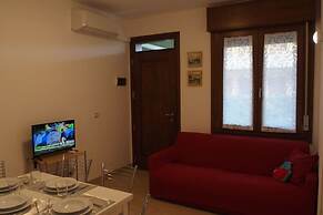 Modern Flat With Garden - Beahost