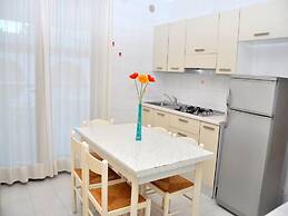 Cozy Apartment With AC Close to the sea - Beahost