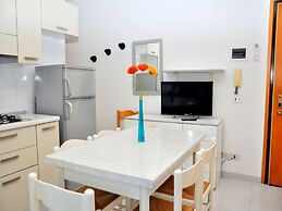 Cozy Apartment With AC Close to the sea - Beahost