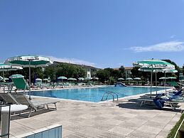 Beautiful Apartment a few Steps From the sea by Beahost Rentals