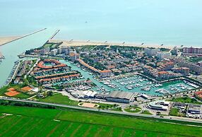 Beautiful Apartment a few Steps From the sea by Beahost Rentals