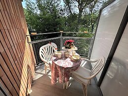 Bright and Cosy Apartment for a Dream Holiday