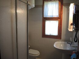 Tranquility Retreat - Villa With a Lovely Garden