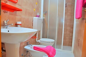 Peaceful Seaside Flat With Swimming Pool in Bibione