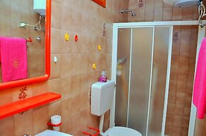 Peaceful Seaside Flat With Swimming Pool in Bibione