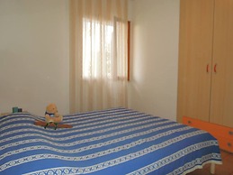 Relaxing Villa With Private Garden 250m From the sea