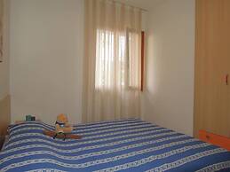 Relaxing Villa With Private Garden 250m From the sea