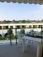 Family-friendly Poolside Tranquility