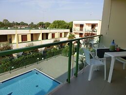 Family-friendly Poolside Tranquility