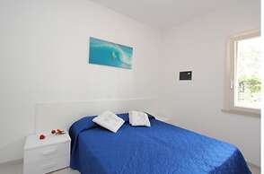 Relaxing Villa With Garden - Beahost