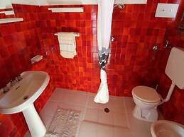 Lovely and Cozy Apartment in a Residence Close to the Beach by Beahost