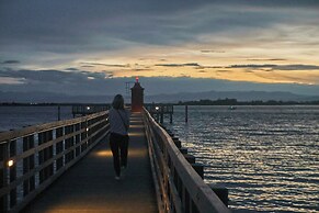 Lovely and Cozy Apartment in a Residence Close to the Beach by Beahost
