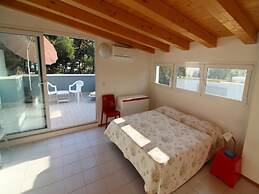 Lovely and Cozy Apartment in a Residence Close to the Beach by Beahost