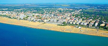 Recently Built Holiday Camp With Swimming Pool - By Beahost Rentals