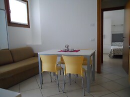 Poolside Garden Retreat