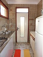 Wonderful Villa With Private Garden - Beahost