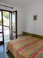 Two-room Apartment With Garden for 6 People