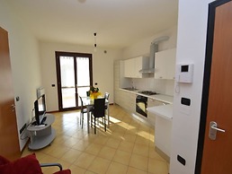 Spacious Apartment Close to the Beach - Beahost
