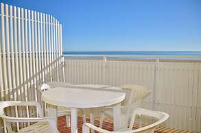 Lovely Seaview Flat - Beahost