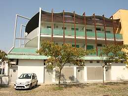 Comfy Flat 200 m From the Beach - Beahost