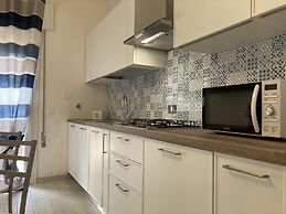 New and Bright Apartment Close to the Beach