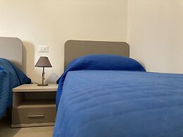 New and Bright Apartment Close to the Beach