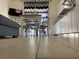 New and Bright Apartment Close to the Beach