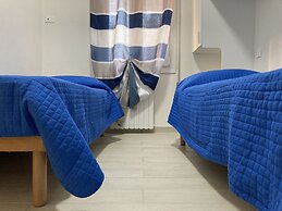 New and Bright Apartment Close to the Beach