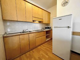 Spacious Flat Near the Beach