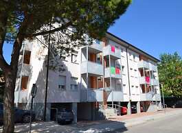 Sunny Apartment Near the Beach - Beahost