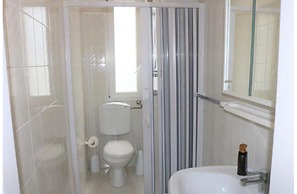 Sunny Apartment Near the Beach - Beahost