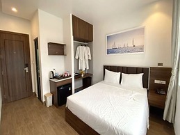 Capital O 1194 Bee Hotel