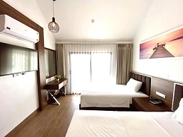 Capital O 1194 Bee Hotel